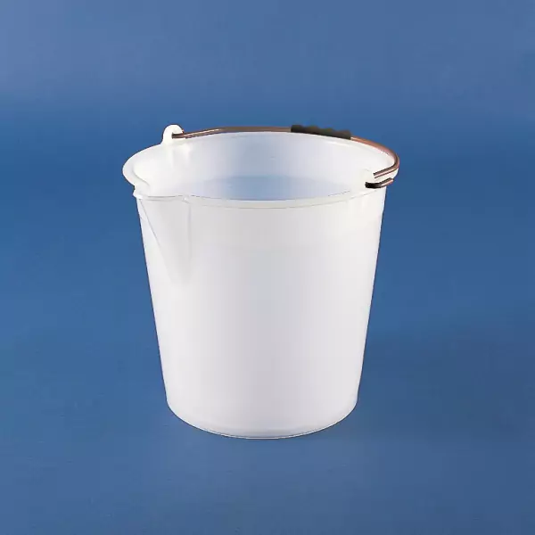 Bucket with Spout
